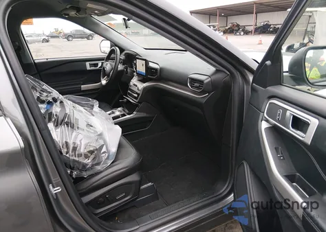 2022 Ford Explorer Xlt from USA, damaged, VIN 1FMSK7DH8NGB99076